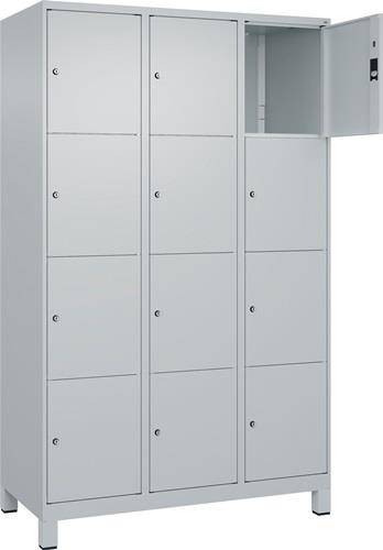 Fächerschrank Classic PLUS H1950xB1200xT500mm m.Füßen Anz.Fächer 3x4 lichtgrau || VE = 1 ST